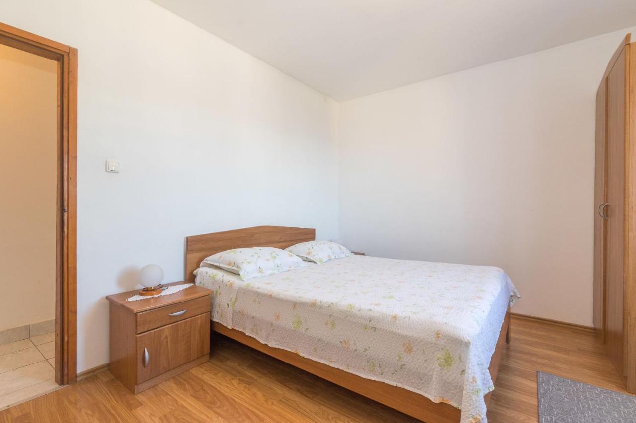 Apartments Jaksa ヴィス エクステリア 写真
