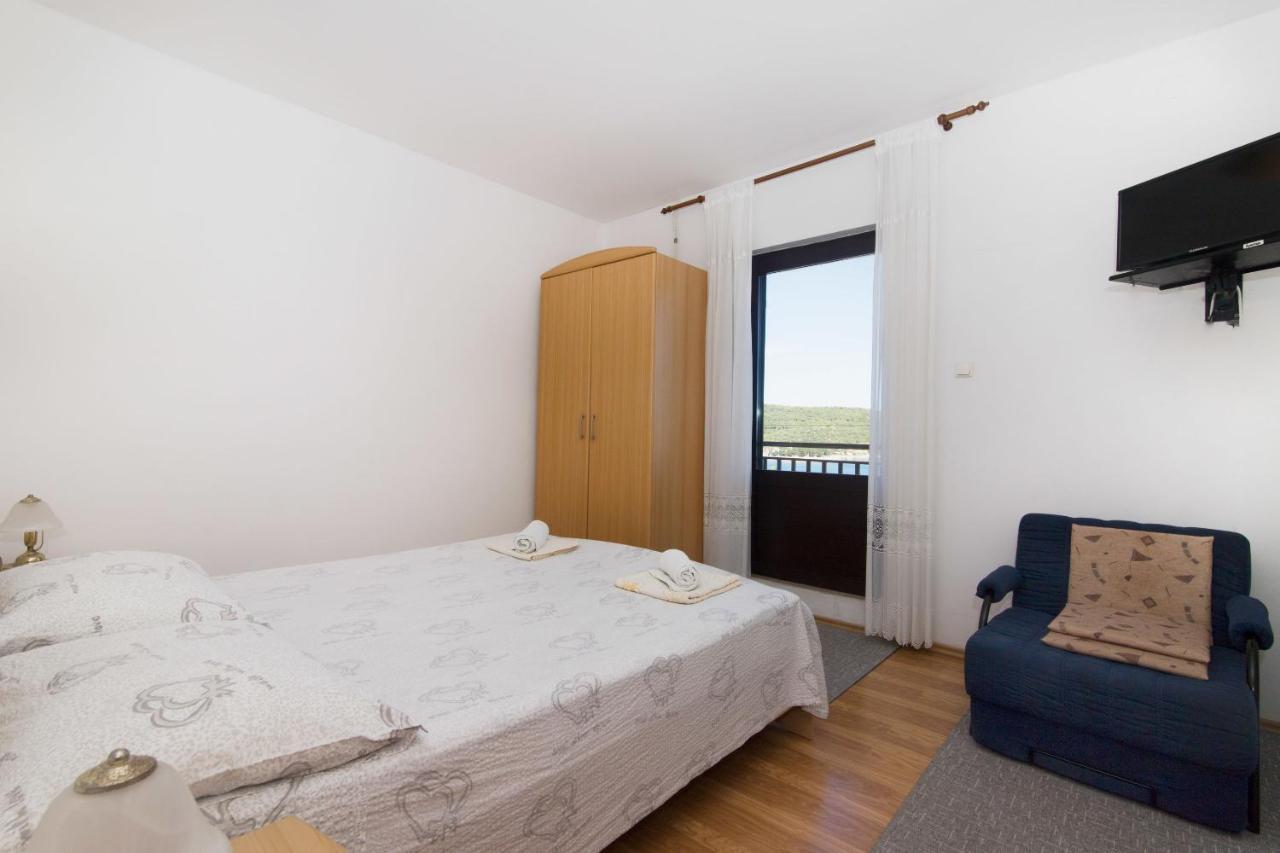 Apartments Jaksa ヴィス エクステリア 写真